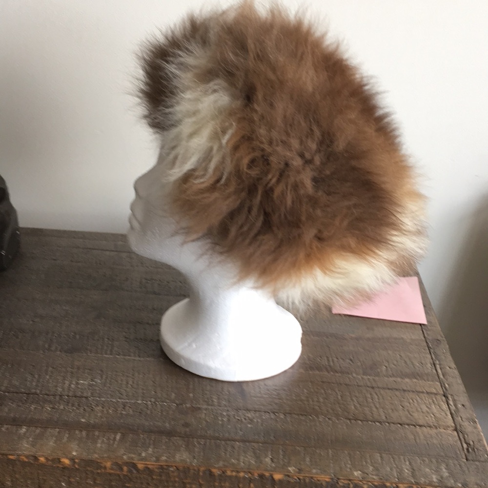 Fur hat - Picture 4 of 5